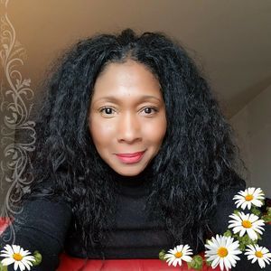 Meet your Posher, Aileen